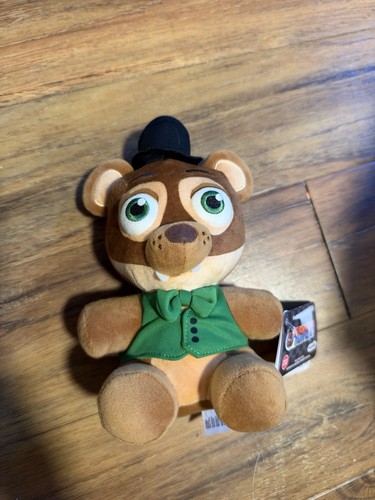 Peluche five nights - five, at